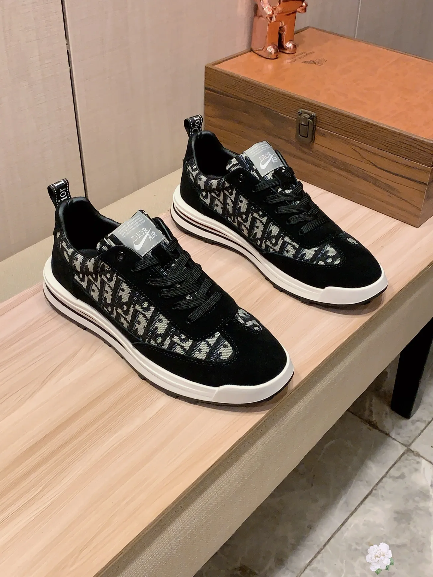 Men's men's shoes 💰442💰💰🎩🎩[Lightning][Lightning] "Dior DIOR*" latest • popular casual shoes, top brand [seduce] luxury ~ purchasing agency, top ~ quality. [Strong] The upper is made of imported breathable cowhide with material ➕ breathable sheepskin feet (•) and fine workmanship. The original stylish and stylish soft rubber wear-resistant and non-slip outsole is light and comfortable on the feet. The real thing looks better when photographed in person. 004: code: 38-44, 2️⃣ colors selected